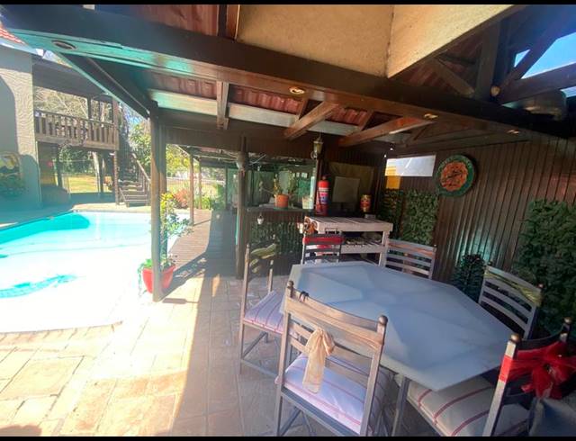 3 BEDROOM HOUSE FOR SALE IN CLUBVILLE